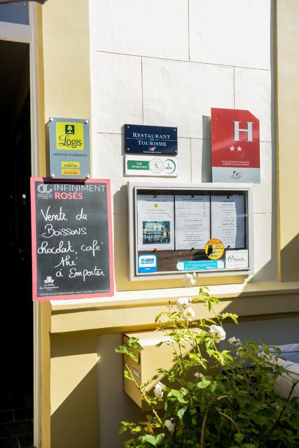 Logis Le Saint Hubert Hotel Haybes Eksteriør billede